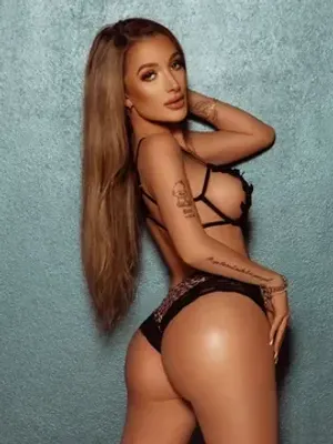 Natasha Tosini OnlyFans